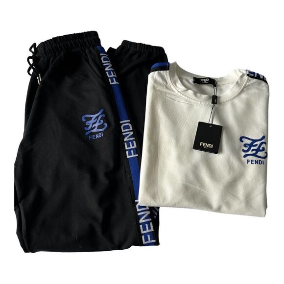 FASHION And Stylish Two Pieces Pants And โ T-Shirt. SizeโS - Picture 8 of 8